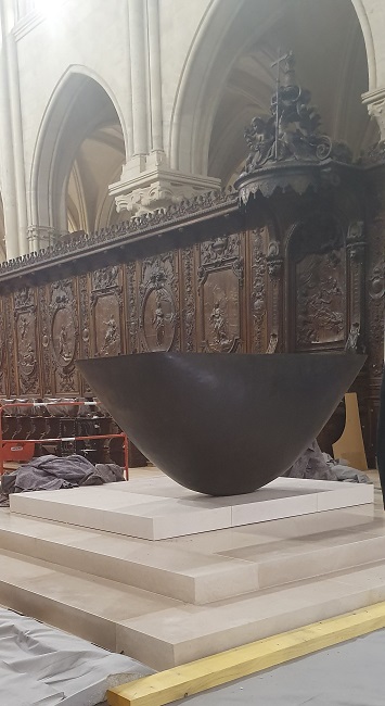 Socles en pierre du Mobilier Liturgique Cathédrale Notre Dame de Paris
